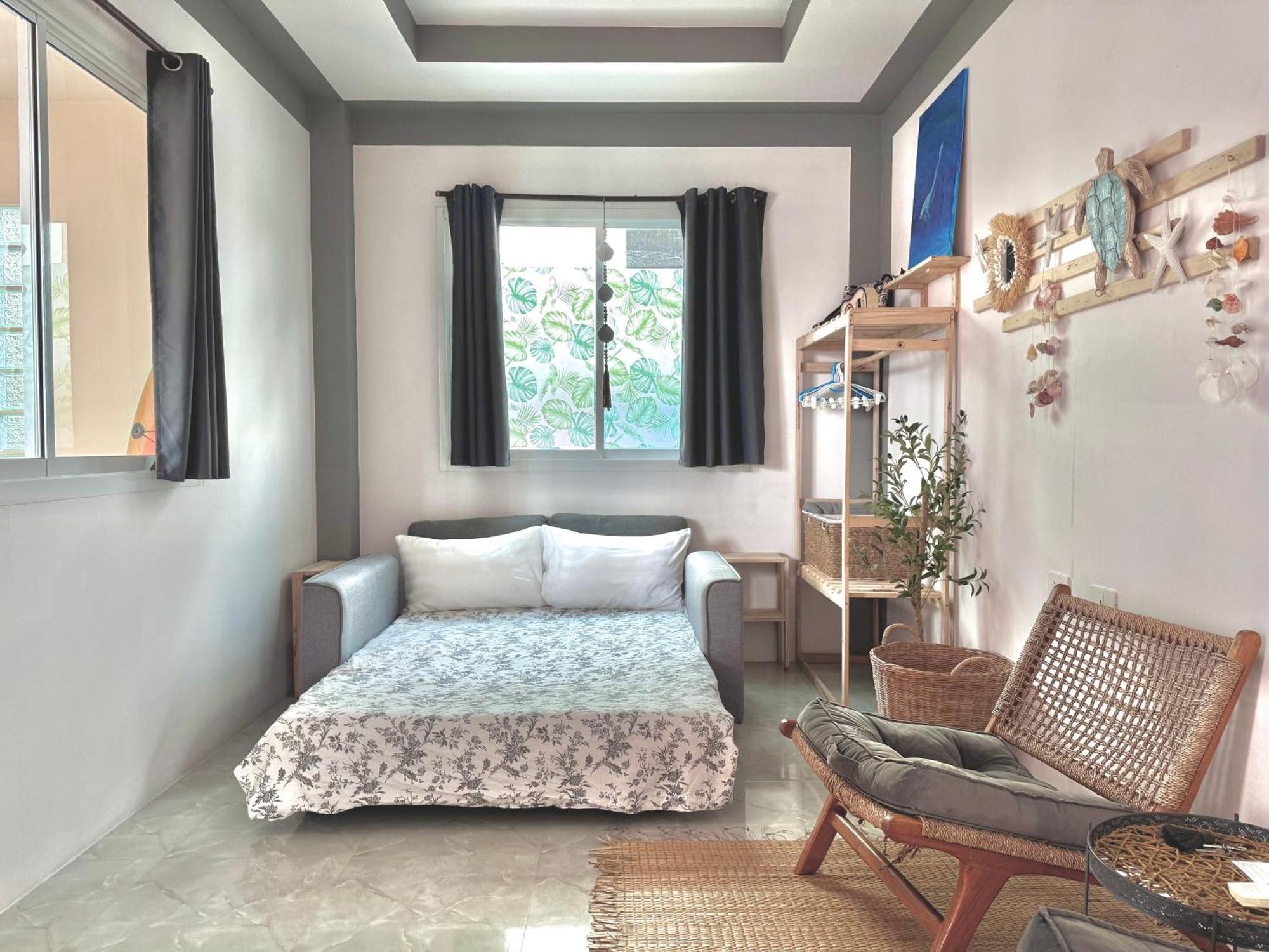 Sea Dreamer Beachfront Apartments 푸껫 외부 사진